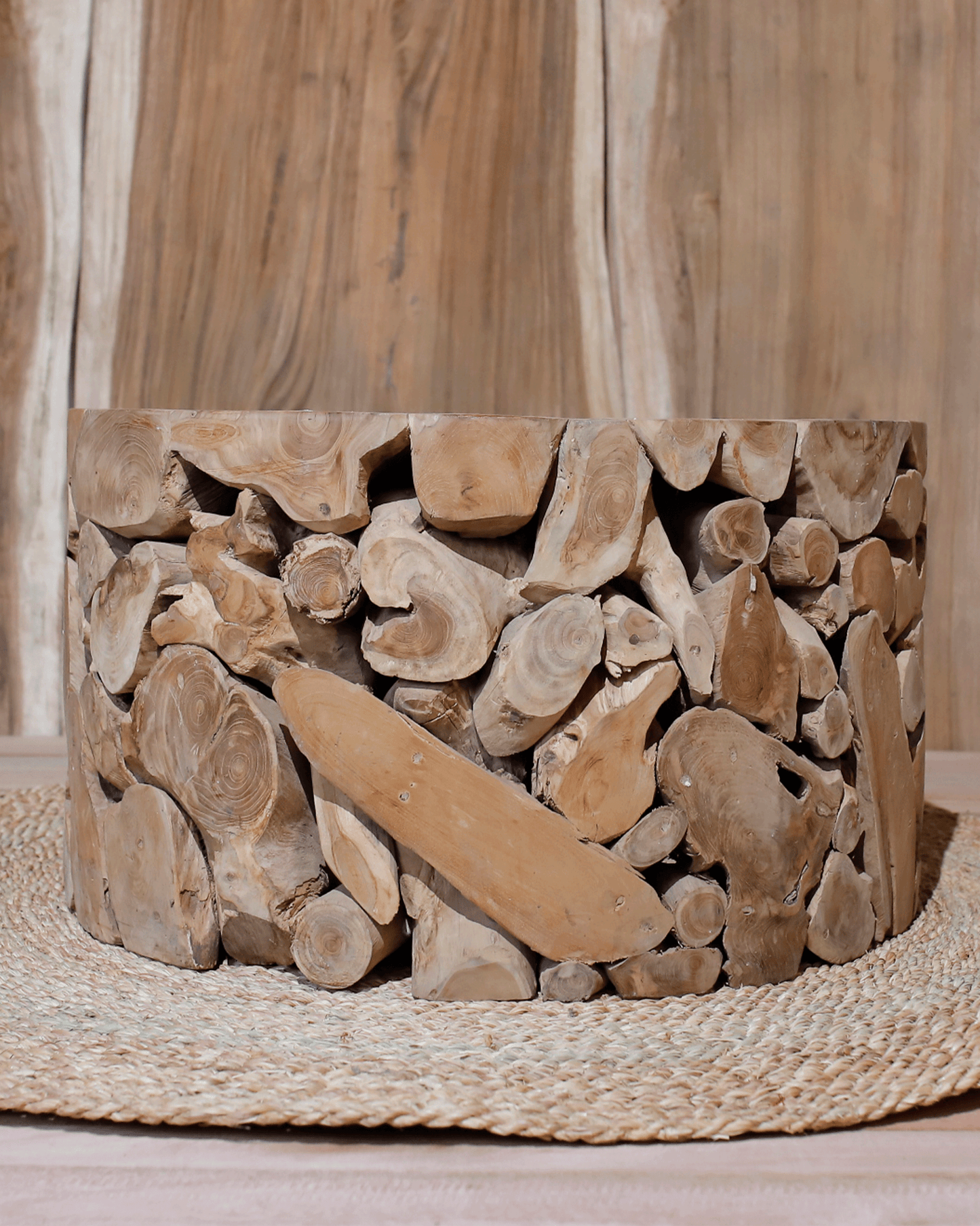 INTERLOCKING ROOTS TABLE