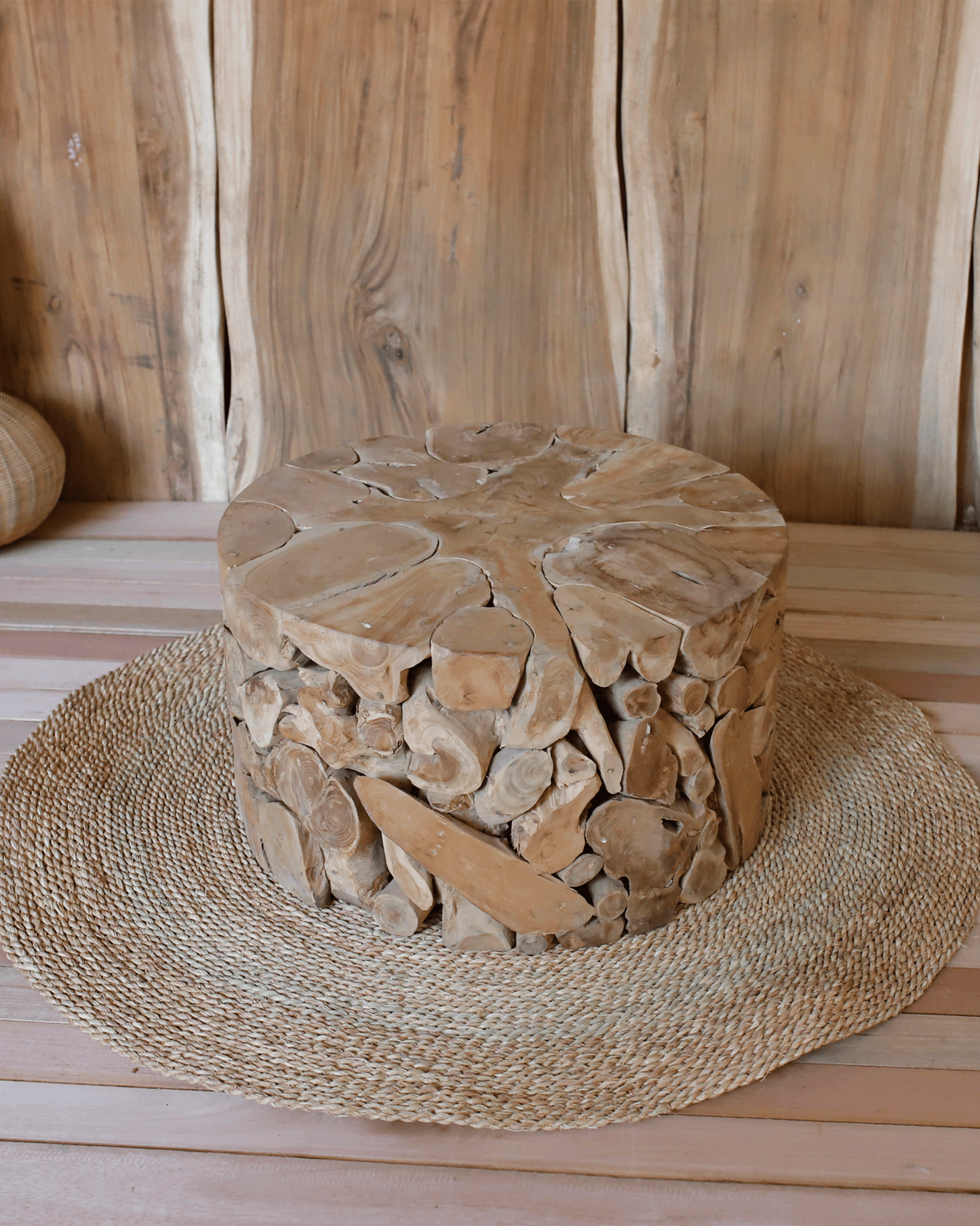 INTERLOCKING ROOTS TABLE
