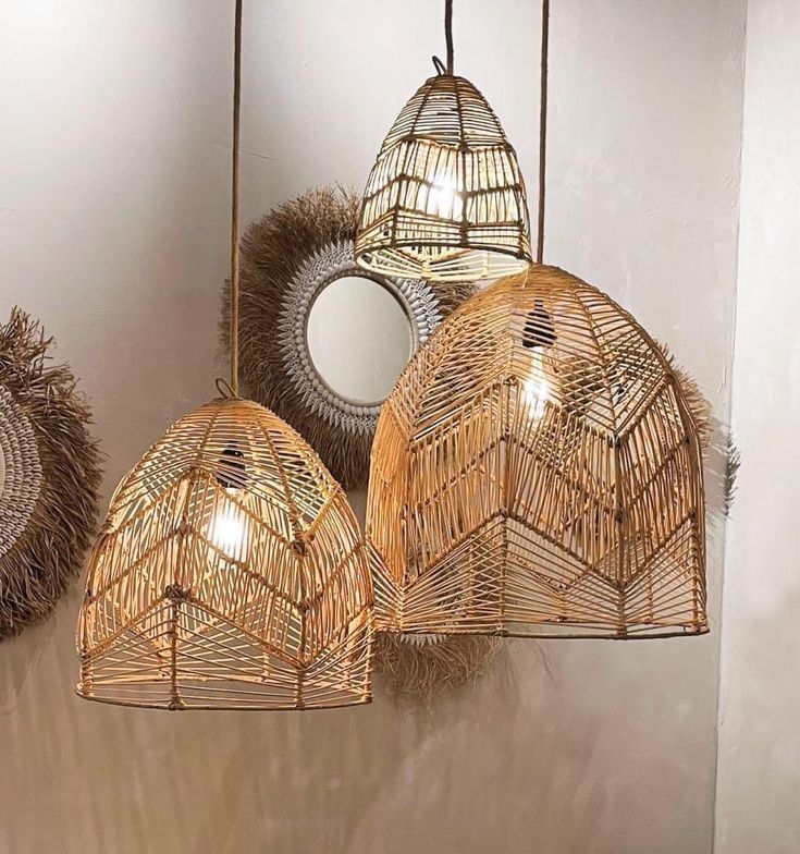 RATTAN LAMP