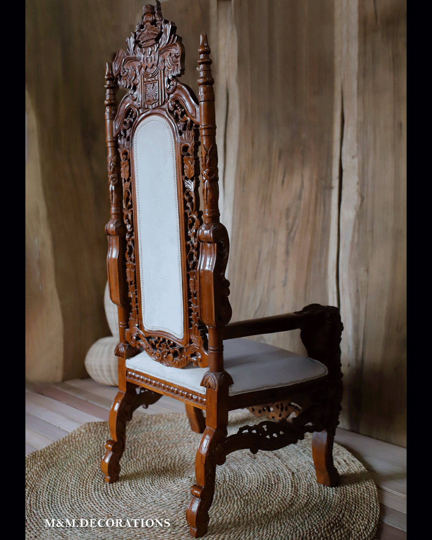 KING CHAIR