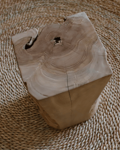 STOOL-TEAKWOOD